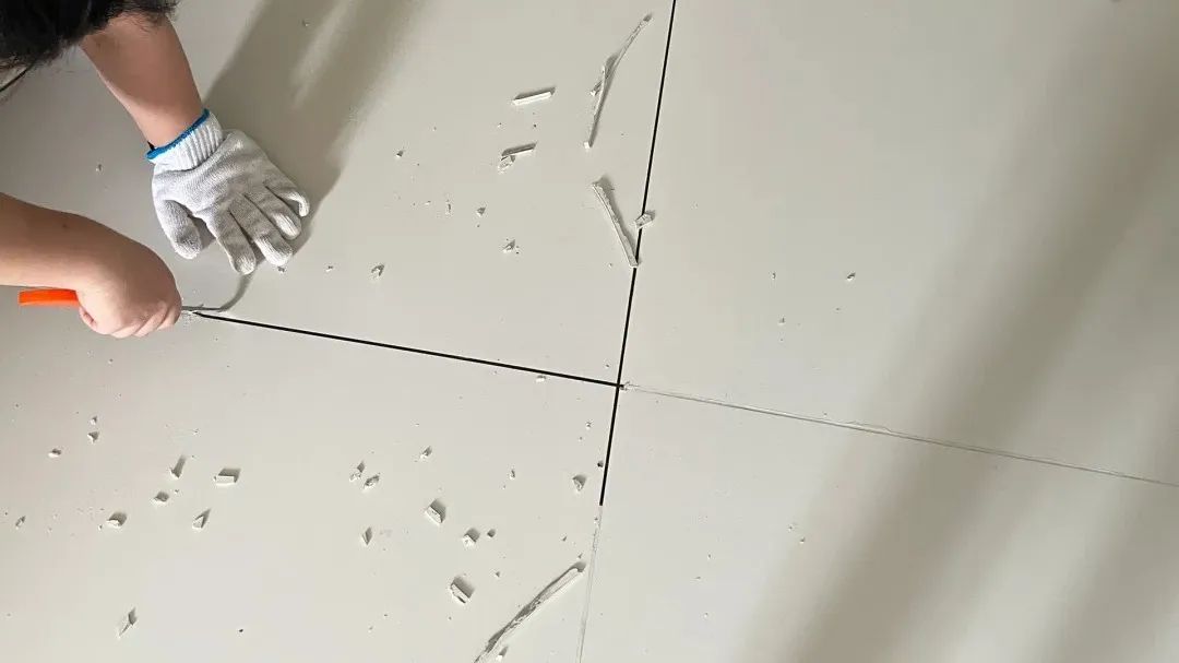 美缝翻新.jpg 美缝翻新.jpg